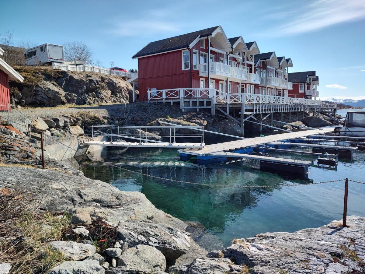 Tjeldsundbrua Overnatting - Sjohus1 Evenskjer Eksteriør billede